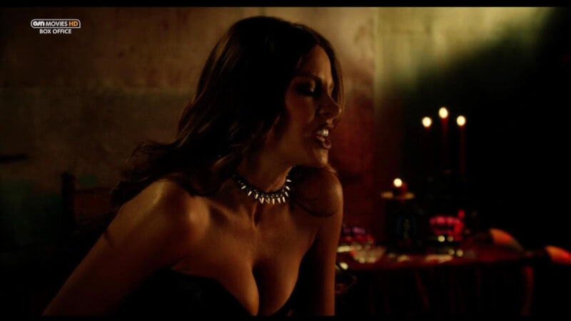Sofia Vergara sexy, Alexa Vega sexy – Machete Kills (2013)