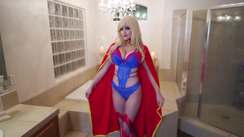 Angie Griffin Nude Supergirl Cosplay!