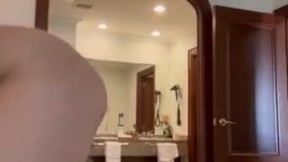 mikileon fucks in a hotel Nude Video