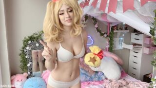 Indigo White Isabelle is here to assist