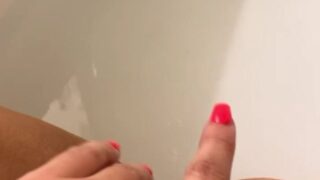 rooojo69 in the bath tub Nude Onlyfans Leak Video