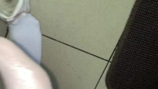 sofi n den spits on her sweaty feet for you after gym Nude Video