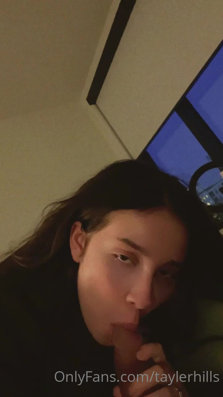 Tayler Hills  (23)